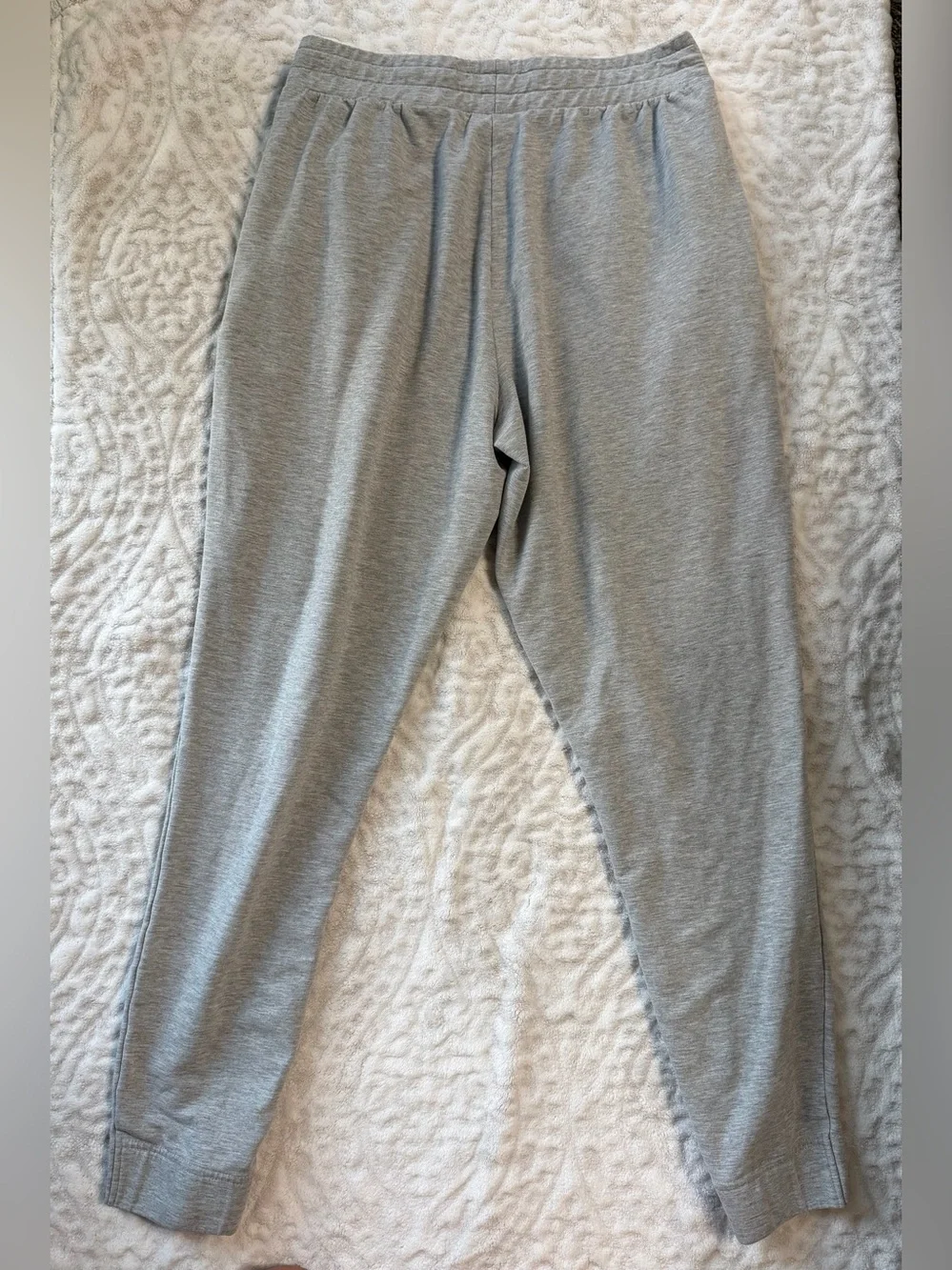 Gymshark Men’s Critical 2.0 Athletic Joggers in Light Grey Marl | Size M